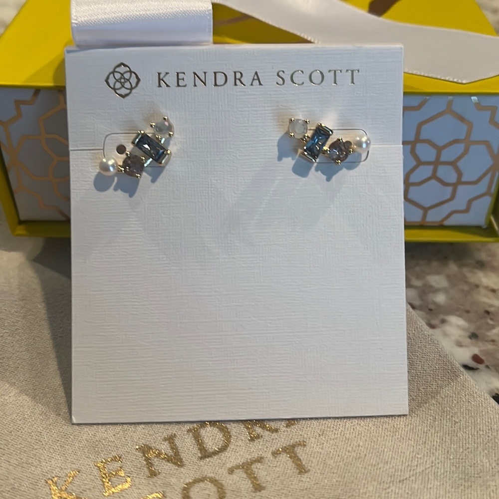 NWT Kendra Scott Madelyn Climber -Neutral Mix